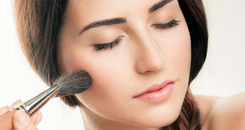 Tips Makeup Sesuai Bentuk Wajah agar Tampil Flawless